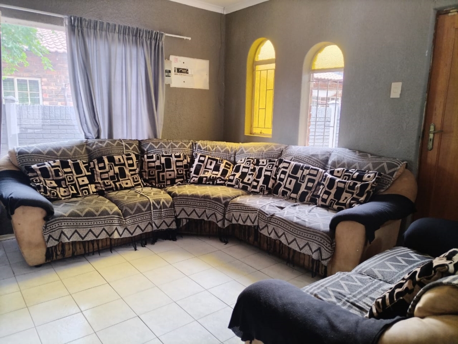 3 Bedroom Property for Sale in Safari Gardens North West